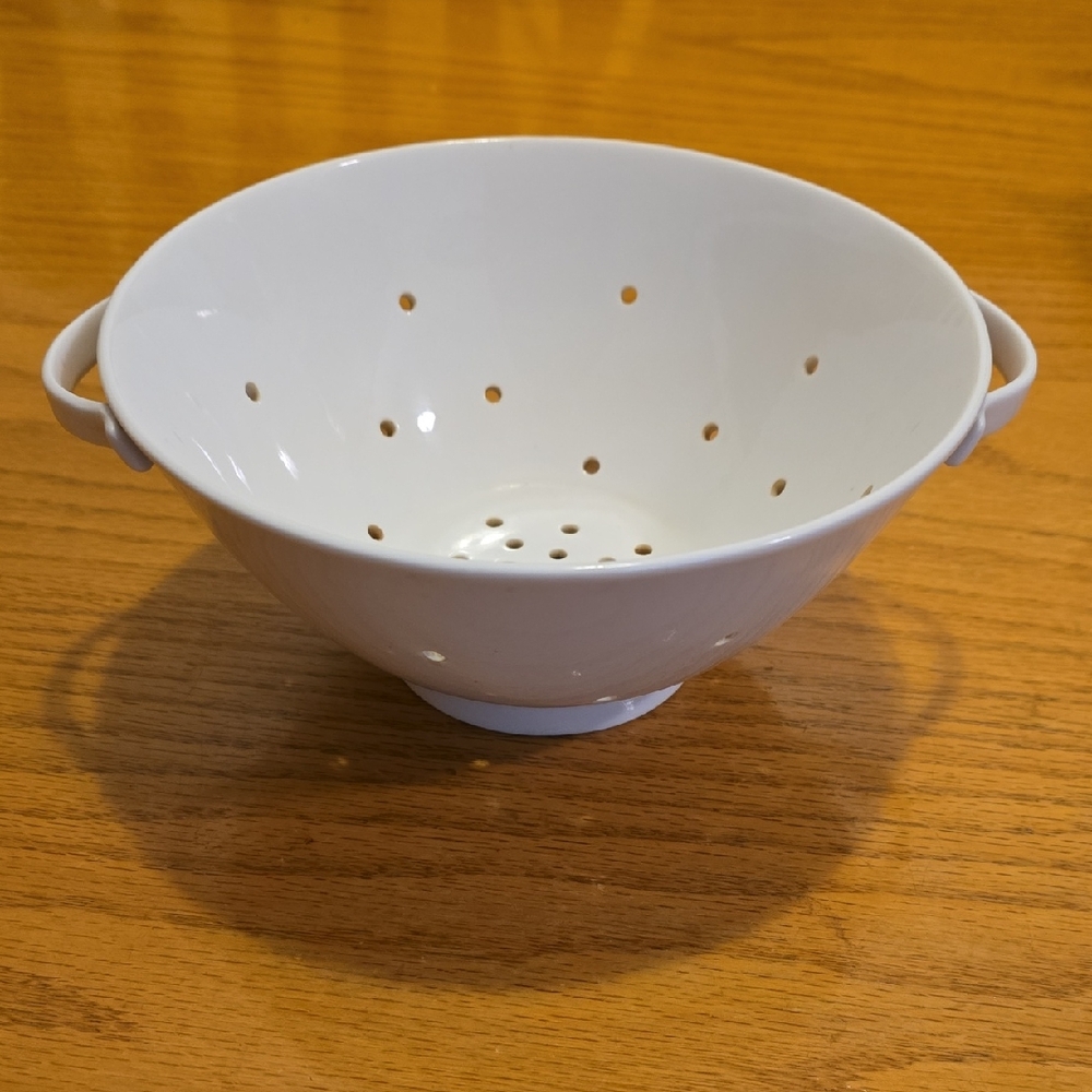Vintage White Ceramic Colander 7.25"